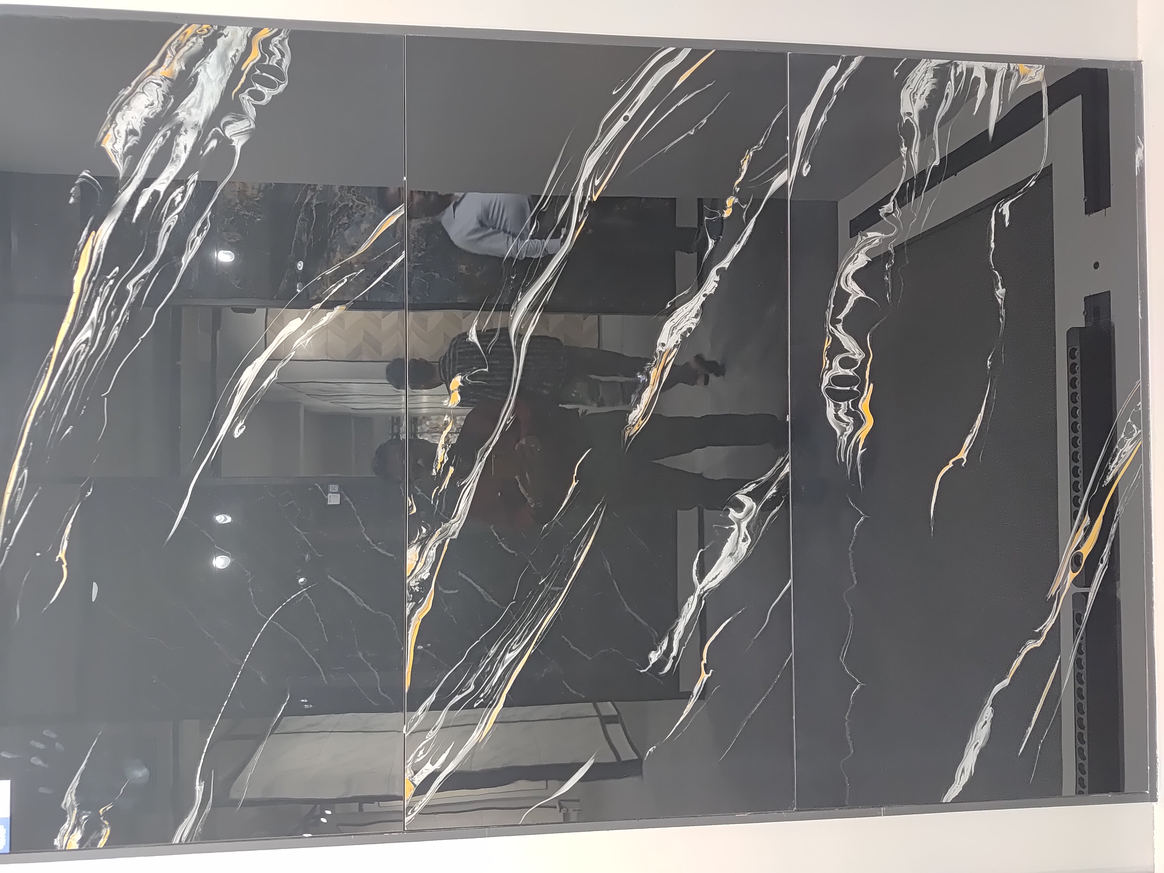 HIGH GLOSSY 600X1200MM
